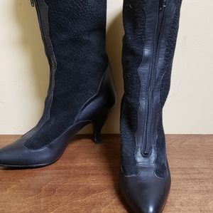 VINTAGE BLACK BOOTS